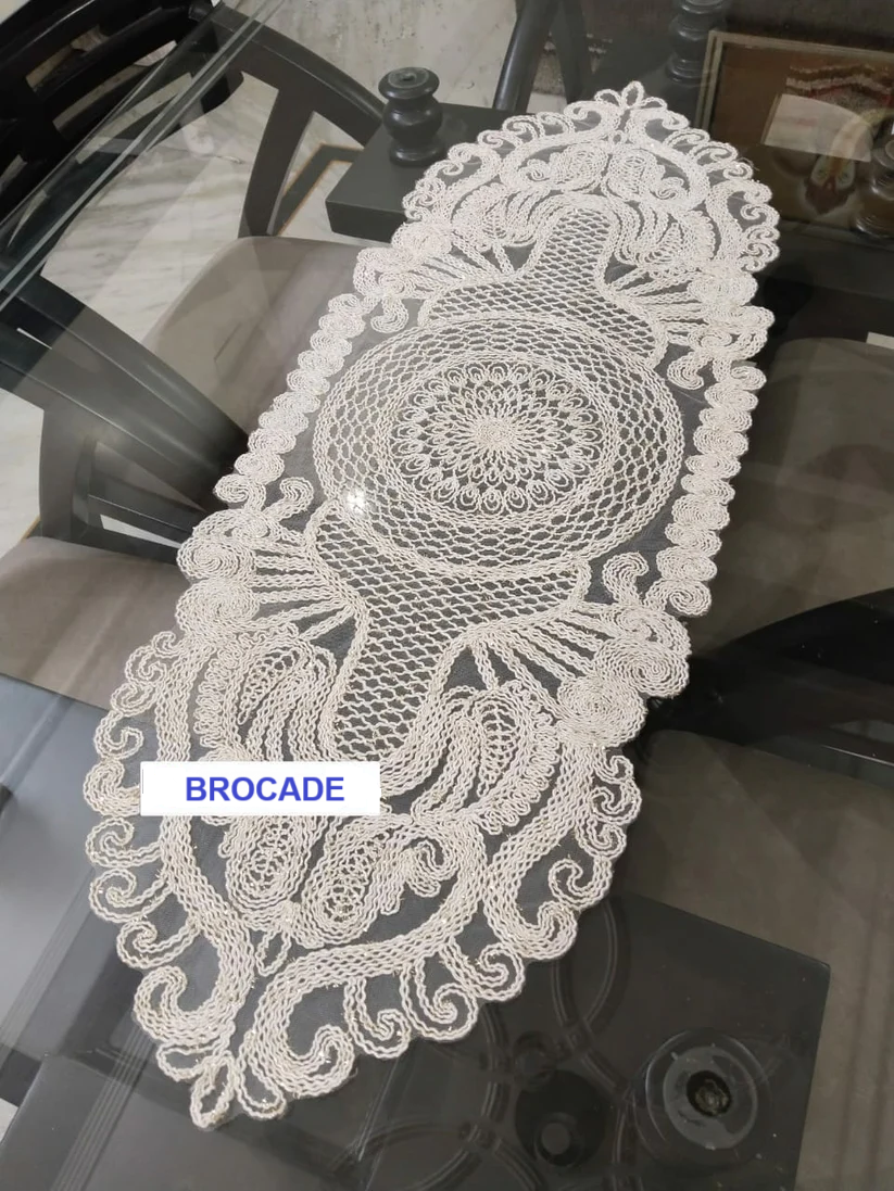 JHEEL MACRAME RUNNER