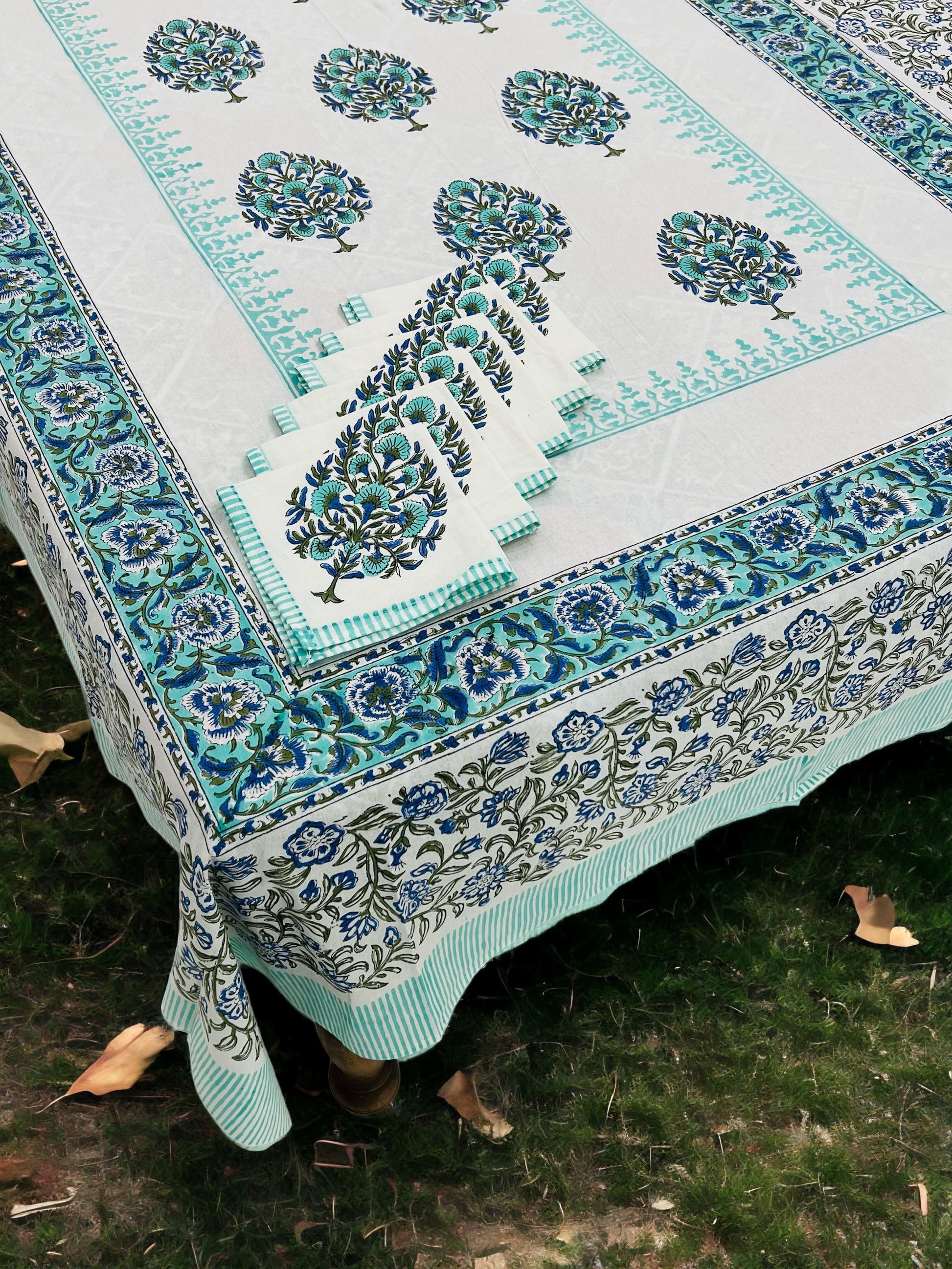 GULKAAR TABLE COVER SET