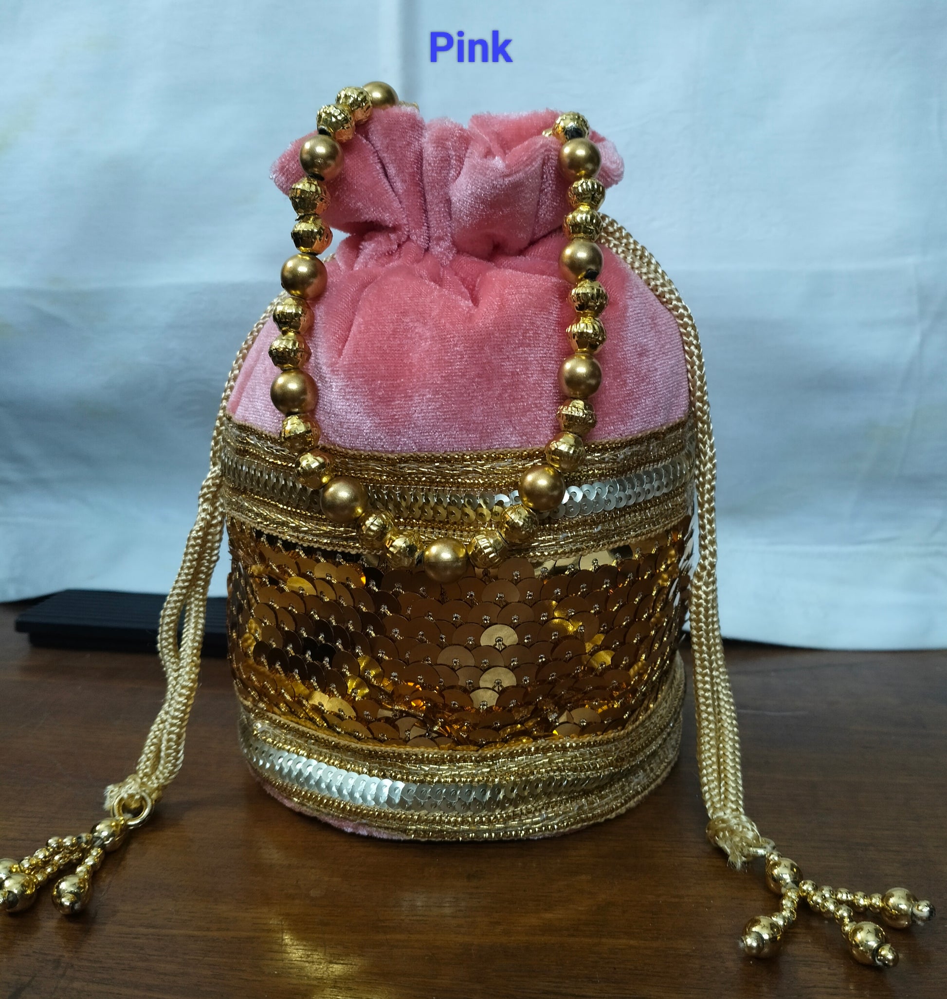 LIGHT WEIGHT POTLI-GOLA  VELVET POTLI