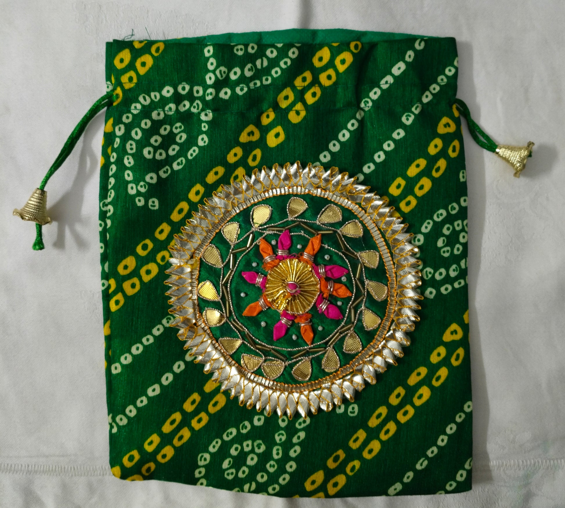 LIGHT WEIGHT POTLI-BANDHEJ POTLI