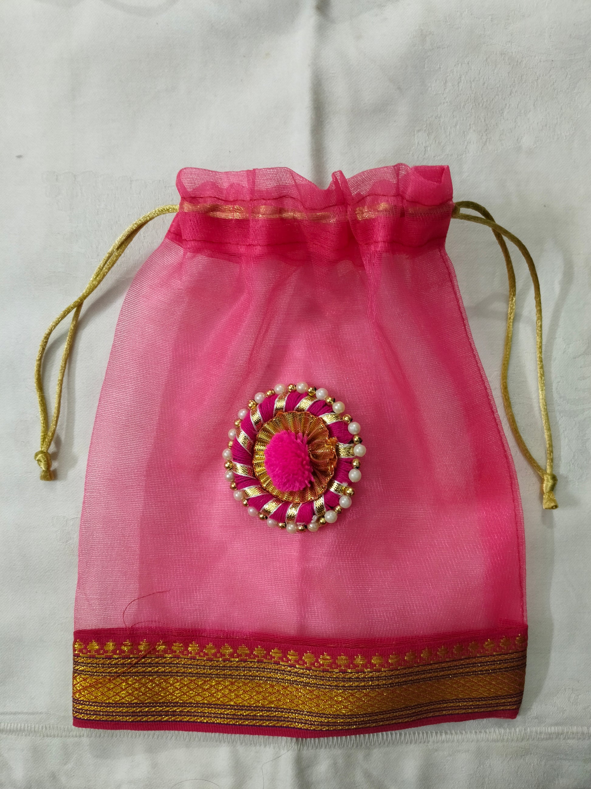 LIGHT WEIGHT POTLI-NEER POTLI