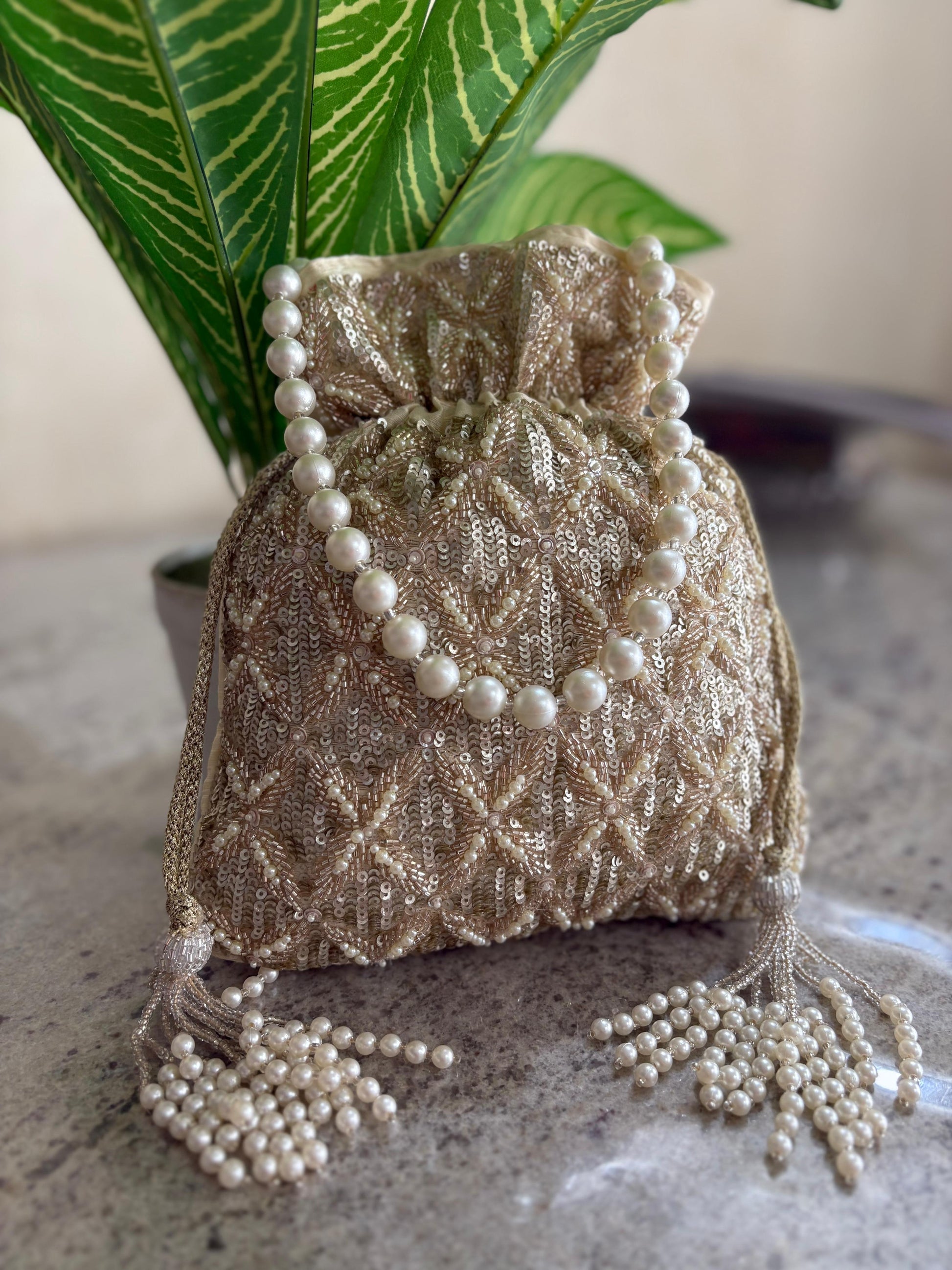 NOOR POTLI BAG