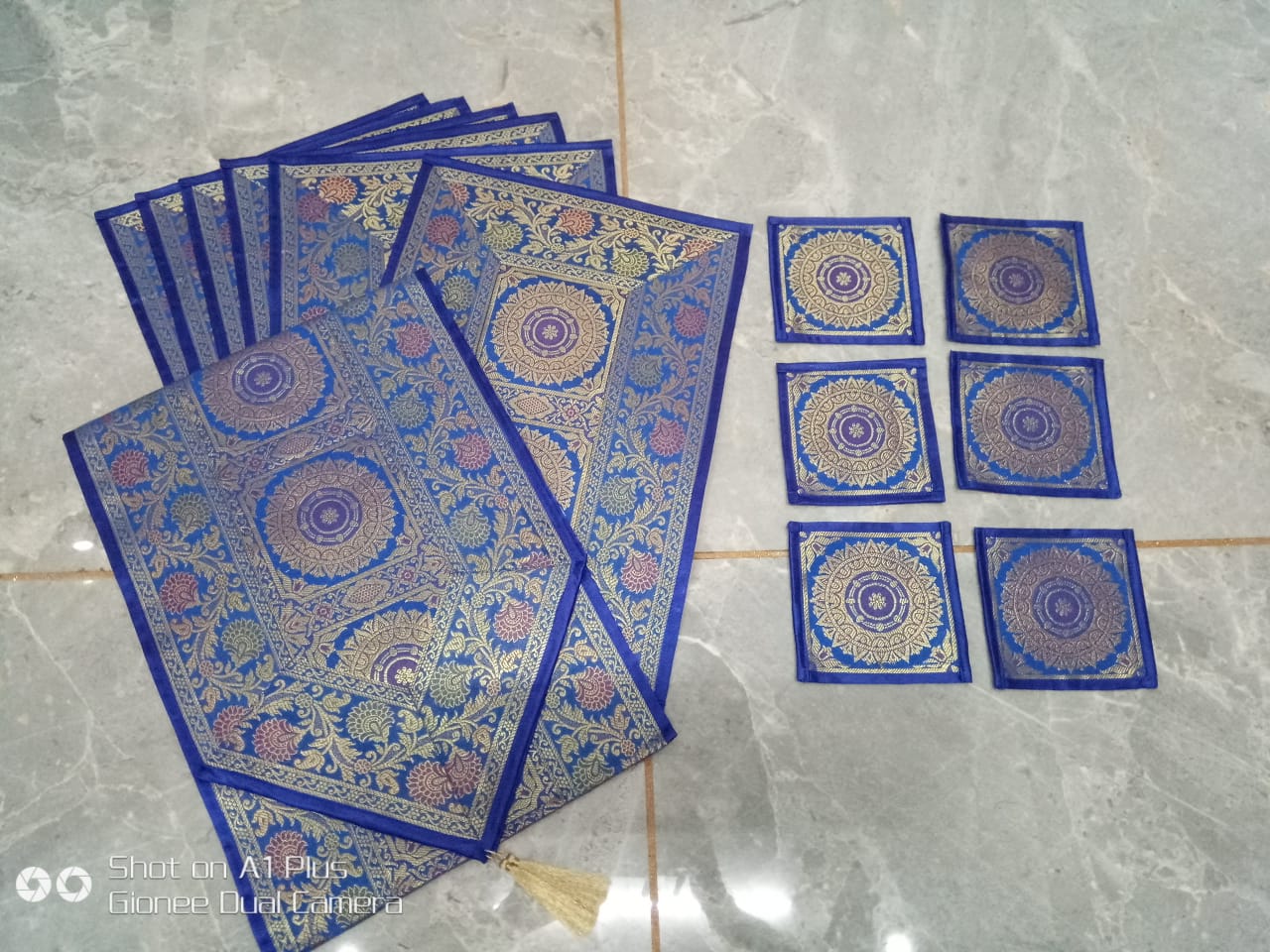 RAJMAYA RUNNER SET