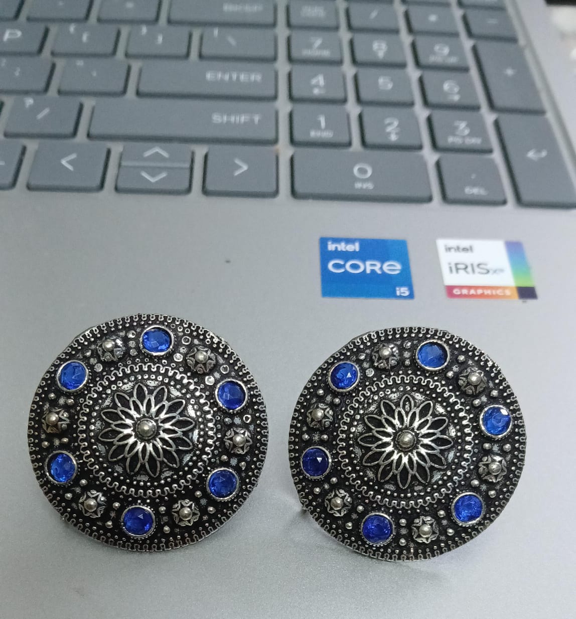 SILVER LOOK ALIKE EARRINGS WITH COLOURED STONES -QAMAR