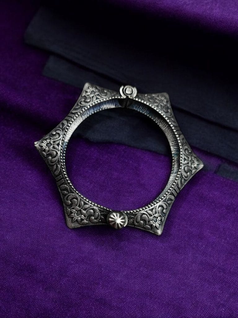 SILVER LOOK ALIKE CUFFS - SALONI